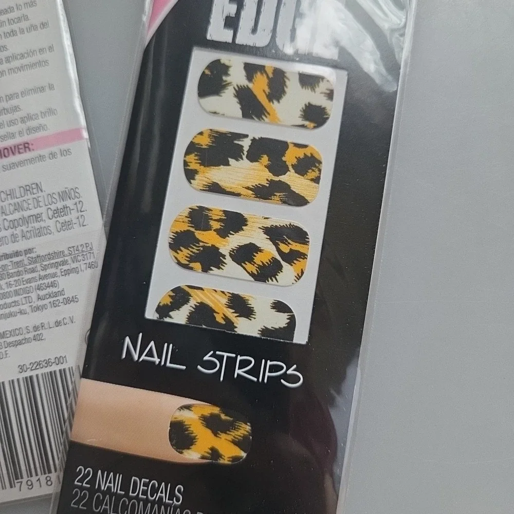 Fing'rs Nail Strips / 22 Nail Decals Per Pack / Leopard Print 22636 Lot‎ Of 2
